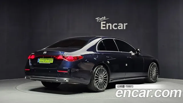 Mercedes-Benz E-Class W214 — Фото автомобиля 2