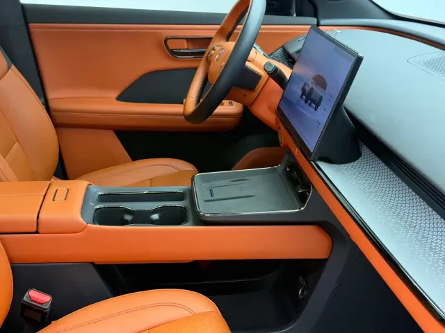 Toyota BoZhi 3X — Фото автомобиля 20