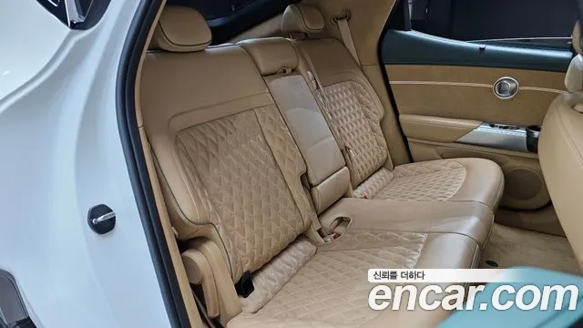 Genesis GV60 — Фото автомобиля 17