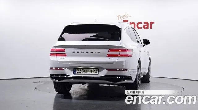 Genesis GV80 — Фото автомобиля 4