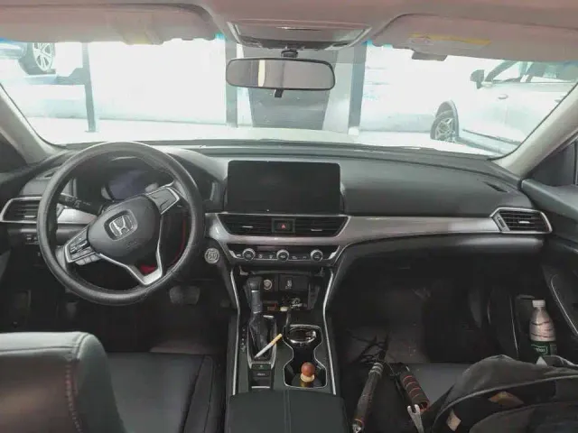 Honda Accord — Фото автомобиля 7