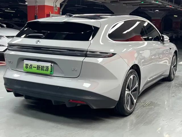 Nio ET5 Touring — Фото автомобиля 4