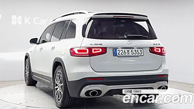 Mercedes-Benz GLB-Class — Фото автомобиля 2