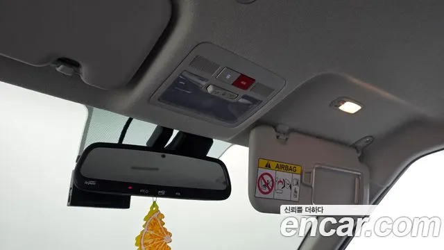 Hyundai Venue — Фото автомобиля 18
