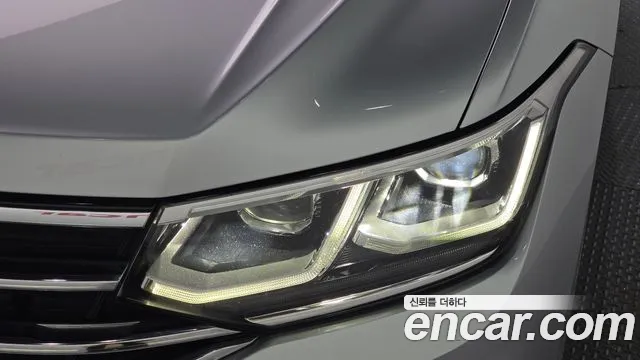 Volkswagen Tiguan Tiguan 2 поколение 2.0 TDI Prestige — Фото автомобиля 20