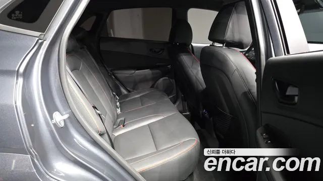 Hyundai Kona — Фото автомобиля 18