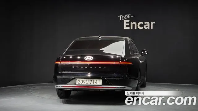 Hyundai Grandeur GN7 — Фото автомобиля 4