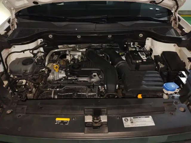 Volkswagen Tharu — Фото автомобиля 10