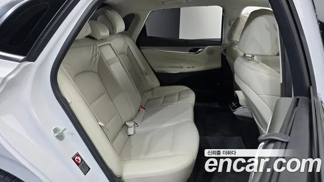 Hyundai Grandeur Новый Grandeur IG — Фото автомобиля 9