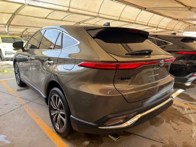 Toyota Harrier — Фото автомобиля 8