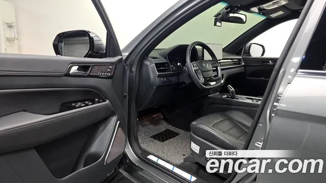 KG_Mobility_Ssangyong Rexton — Фото автомобиля 10