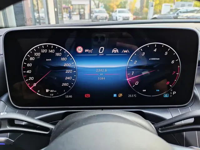 Mercedes-Benz C-Class — Фото автомобиля 5