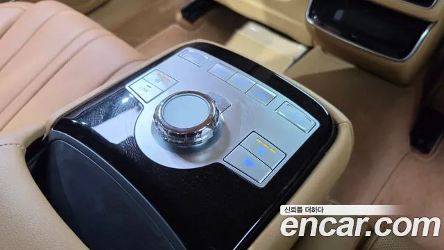 Genesis G80 Бензин 2.5 турбо AWD — Фото автомобиля 18