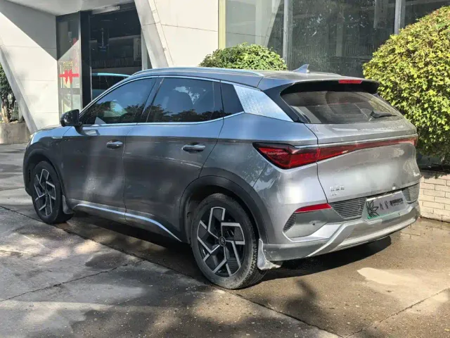 BYD Yuan PLUS — Фото автомобиля 3