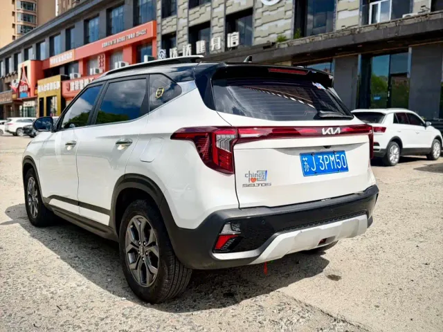 Kia Seltos — Фото автомобиля 4