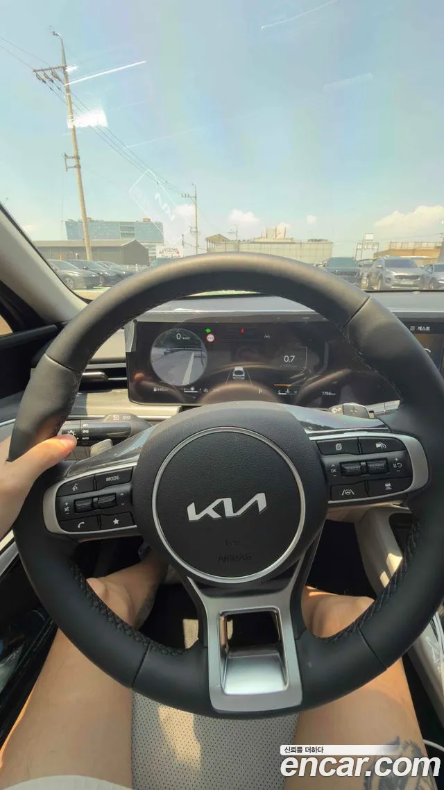 Kia K5 Generation 3 — Фото автомобиля 16