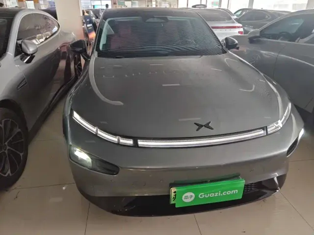 Xpeng P7 — Фото автомобиля 2