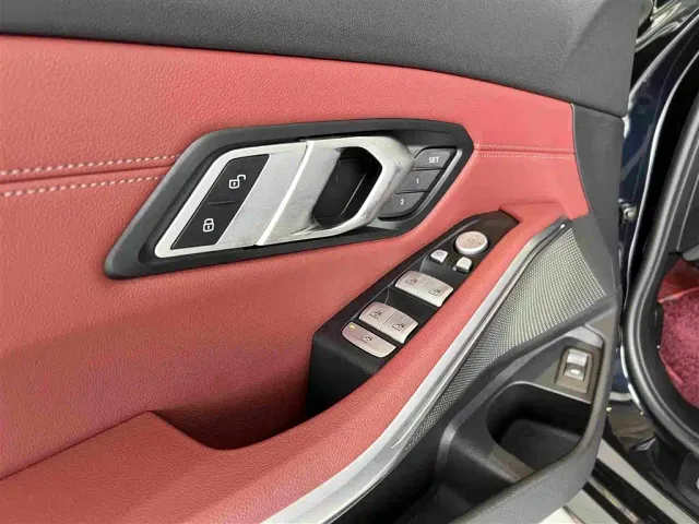 BMW 3 Series — Фото автомобиля 19