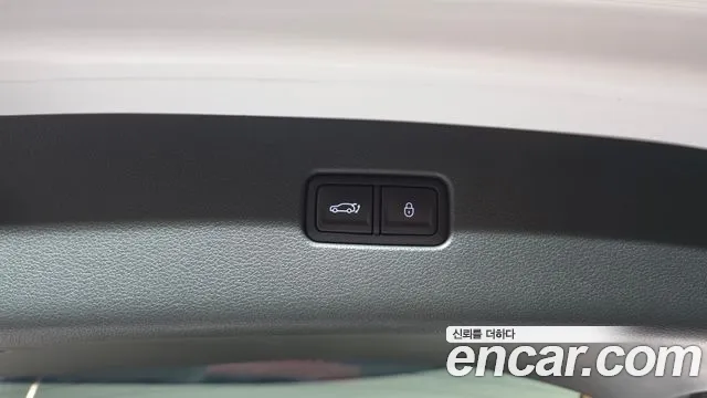 Genesis GV80 — Фото автомобиля 28