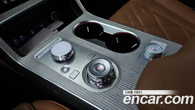 Genesis GV80 — Фото автомобиля 12