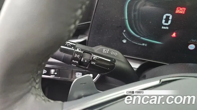 Kia Niro The All New Niro Signature — Фото автомобиля 28