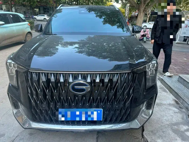 GAC Trumpchi GS8 — Фото автомобиля 2