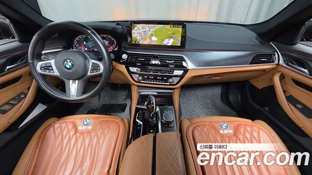 BMW 5 Series G30 — Фото автомобиля 6