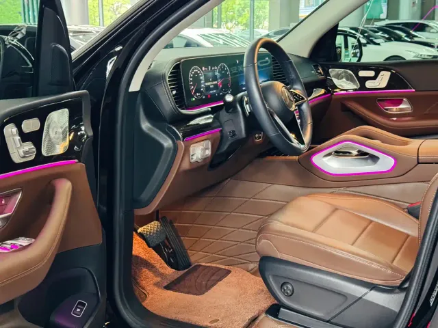 Mercedes-Benz GLE-Class — Фото автомобиля 4