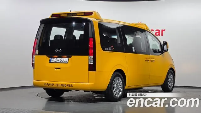 Hyundai Staria — Фото автомобиля 2