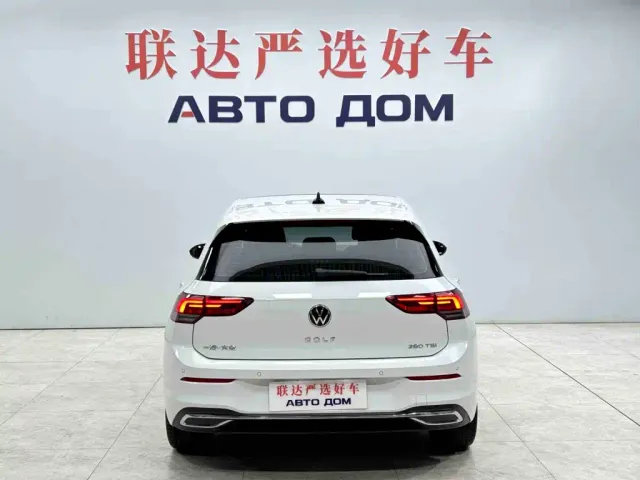 Volkswagen Golf — Фото автомобиля 5
