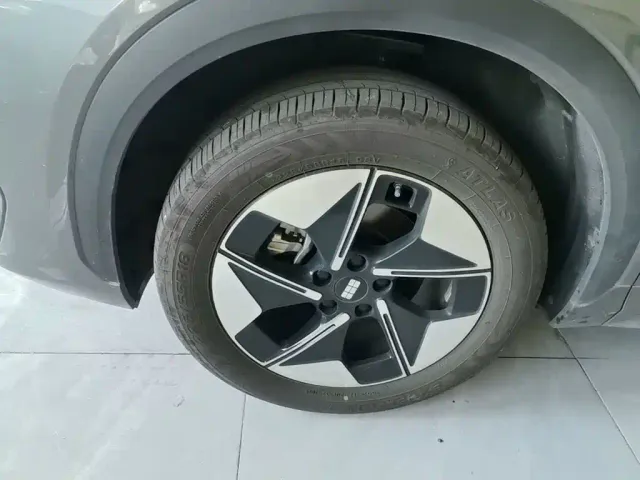 Geely Galaxy E5 — Фото автомобиля 22