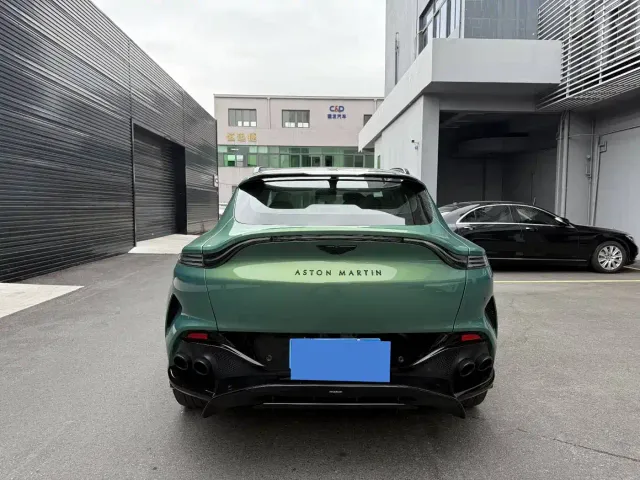 Aston Martin DBX — Фото автомобиля 5