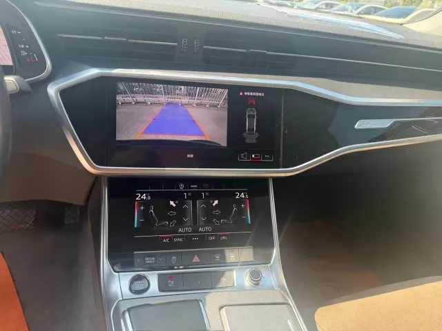 Audi A7L — Фото автомобиля 7