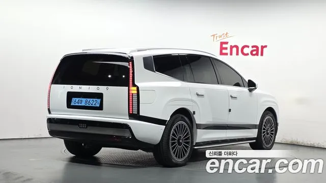 Hyundai Ioniq 9 — Фото автомобиля 2