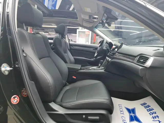 Honda Accord — Фото автомобиля 8
