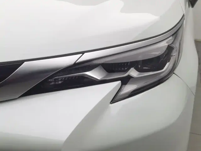Toyota Sienna — Фото автомобиля 7