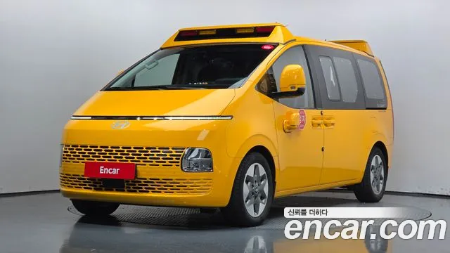 Фотография автомобиля — Hyundai Staria