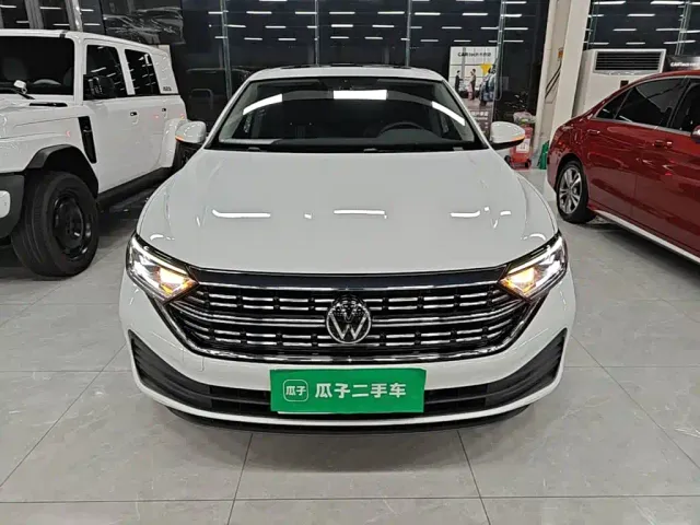 Volkswagen Sagitar — Фото автомобиля 2