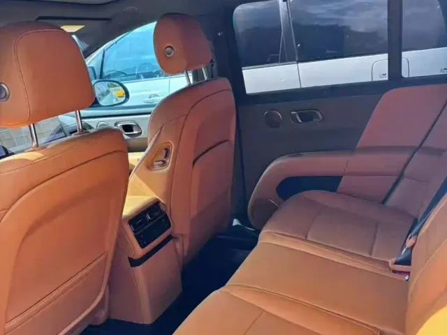 Li Auto i6 — Фото автомобиля 3