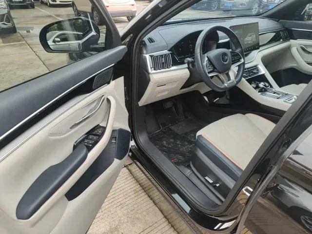 BYD Song PLUS — Фото автомобиля 15