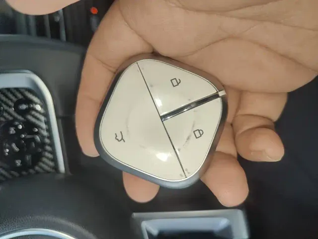 Baojun Yep Plus — Фото автомобиля 8