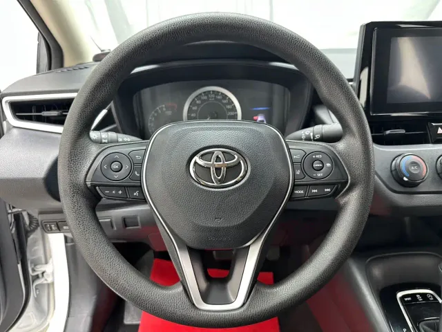Toyota Corolla — Фото автомобиля 7