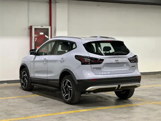 Nissan Qashqai — Фото автомобиля 4