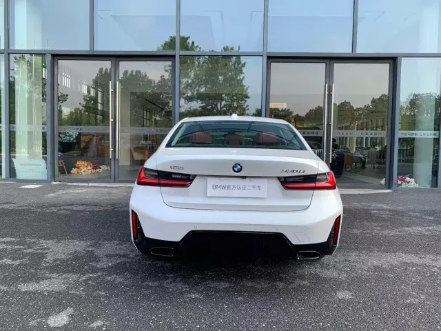 BMW 3 Series — Фото автомобиля 3