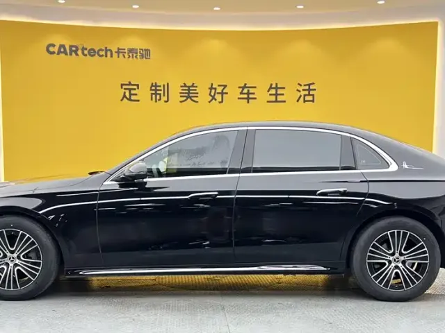 Mercedes-Benz E-Class — Фото автомобиля 7