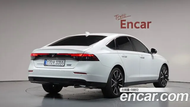 Honda Accord Generation 11 — Фото автомобиля 2