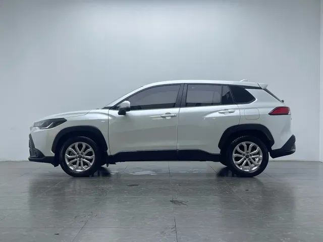 Toyota Frontlander — Фото автомобиля 8
