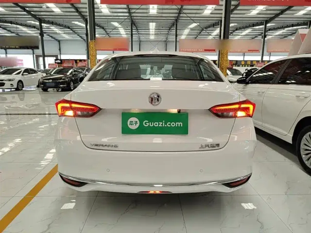 Buick Verano — Фото автомобиля 5