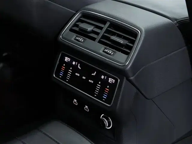 Audi A6L — Фото автомобиля 13