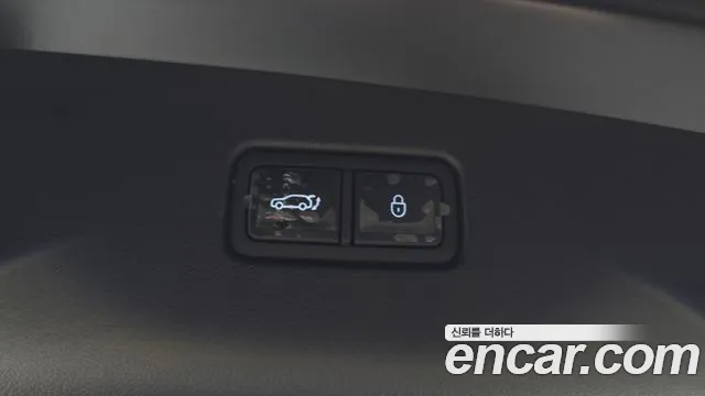 Genesis GV70 2.5T Бензин 2WD — Фото автомобиля 17